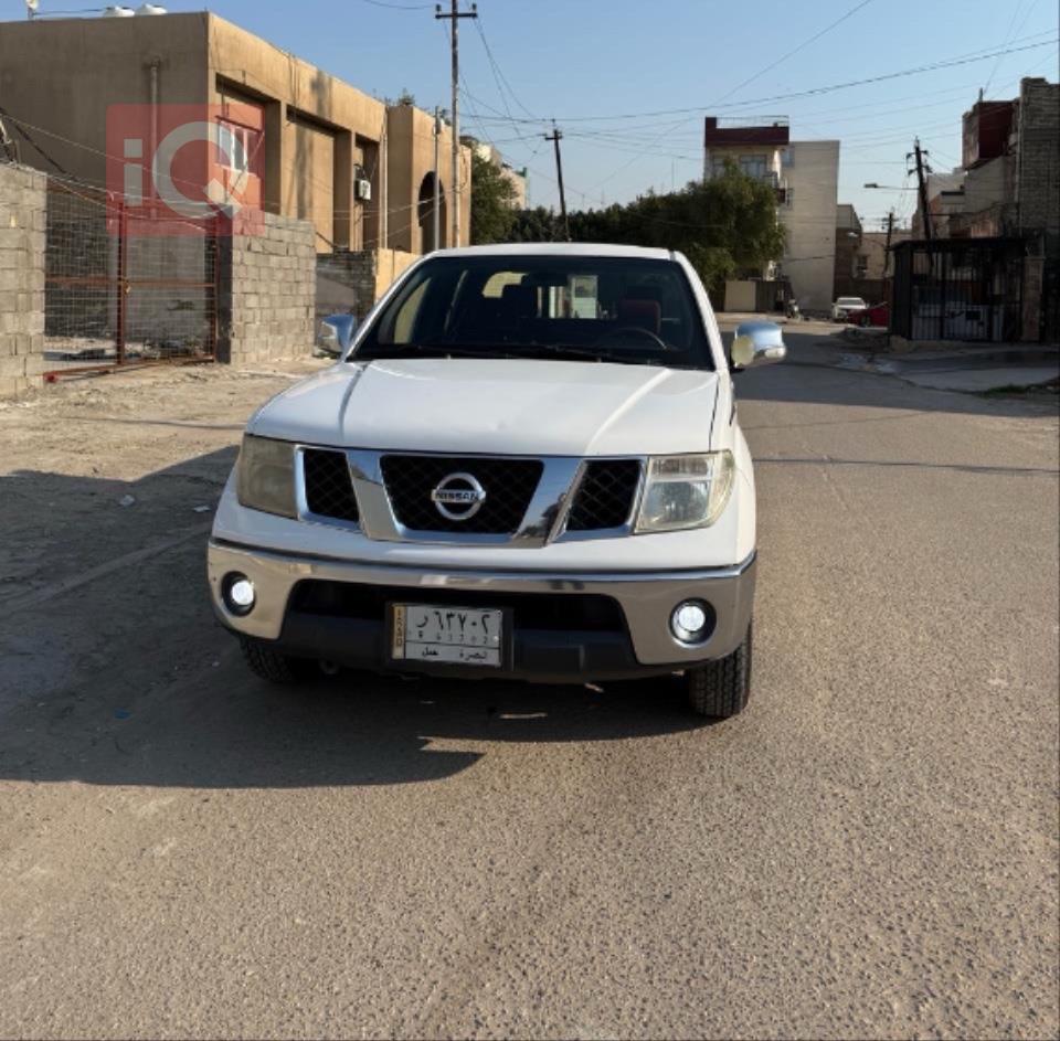 نيسان نافارا